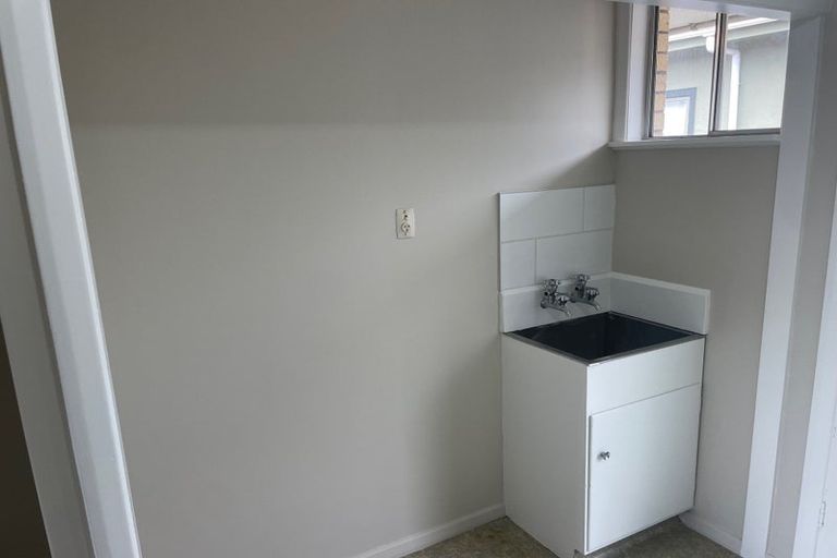 Photo of property in 5/497 Ferguson Street, Palmerston North, 4410