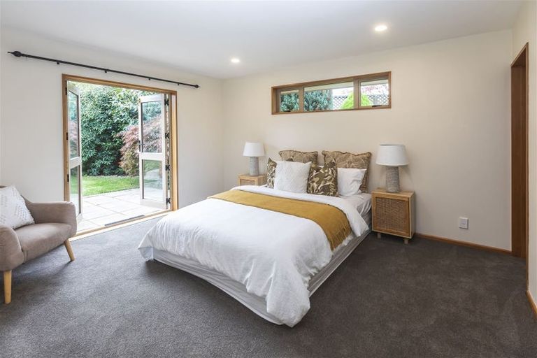 Photo of property in 272 Waimairi Road, Ilam, Christchurch, 8041