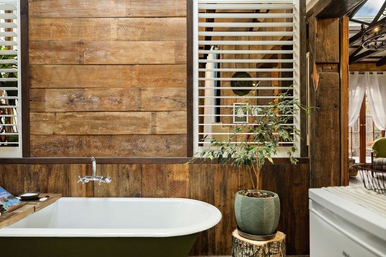 Photo of property in 157 Kent Street, Kingston, Athol, 9793