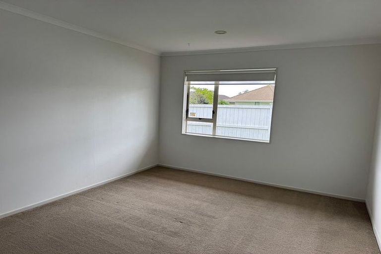 Photo of property in 2 Vidiri Court, Flat Bush, Auckland, 2019
