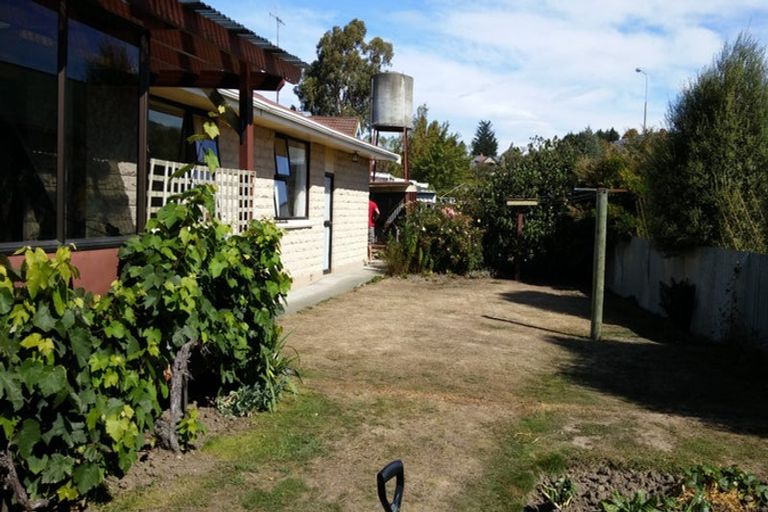 Photo of property in 6 Munro Street, Pleasant Point, 7903