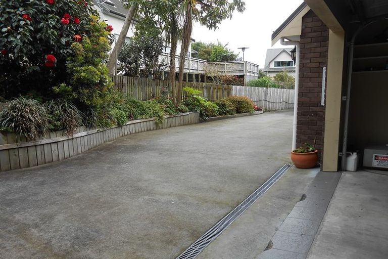 Photo of property in 120 Tirohanga Drive, Whangamata, 3620