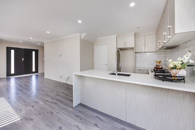 Photo of property in 68a Henwood Road, Mangere East, Auckland, 2024