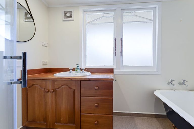 Photo of property in 77 Whitby Road, Wakefield, 7025