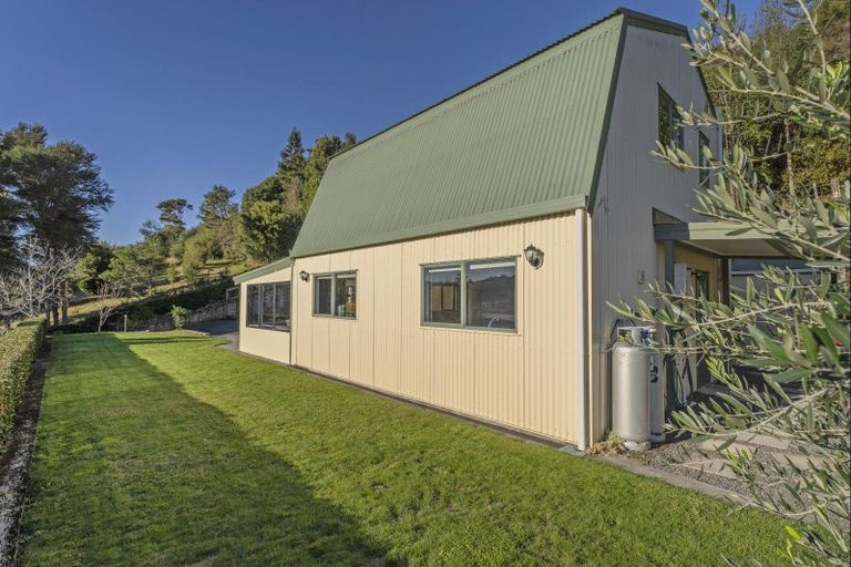 Photo of property in 11 Patton Place, Tairua, 3508