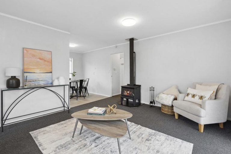 Photo of property in 49a Kings Drive, Levin, 5510