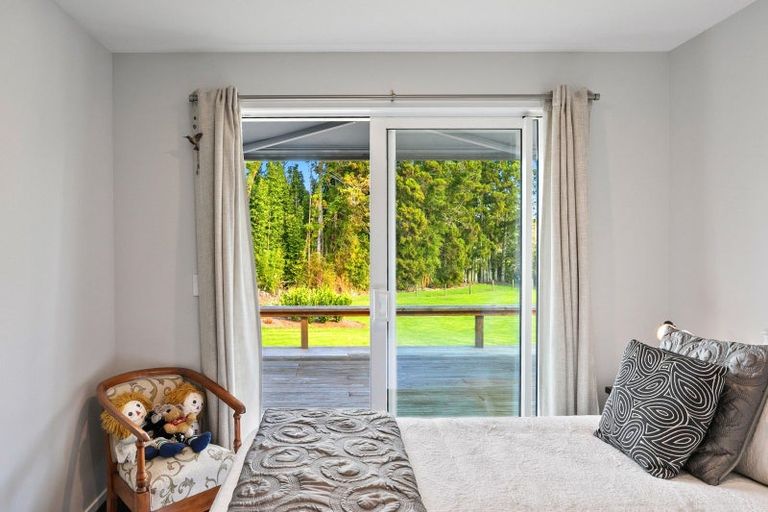 Photo of property in 76 Riddell Road, Kerikeri, 0230