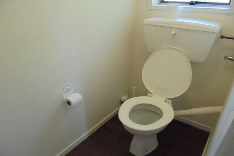 Photo of property in 2/9 Cowes Street, Avondale, Christchurch, 8061