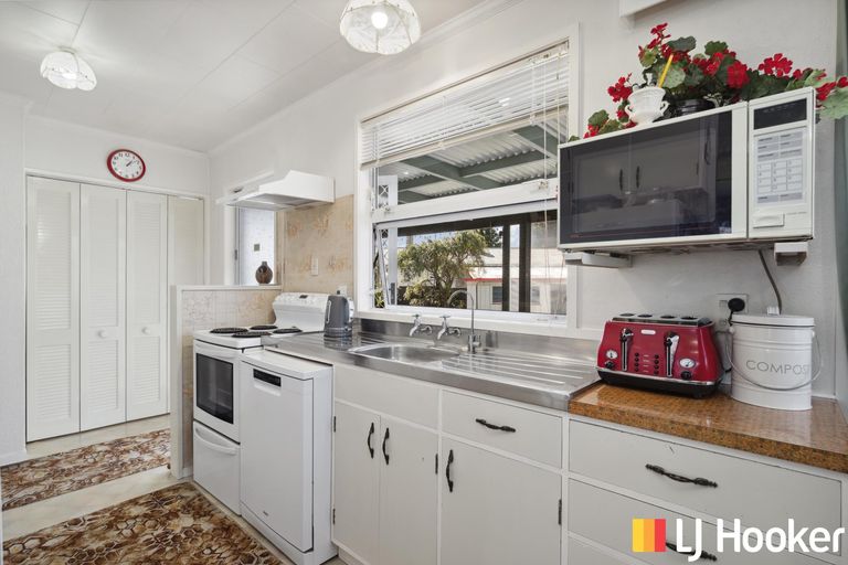 Photo of property in 19 Joanne Crescent, Pukehangi, Rotorua, 3015