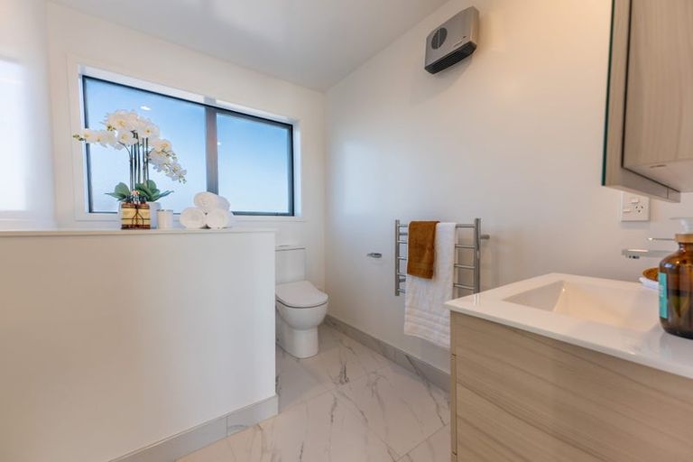 Photo of property in 1/8a Taramea Place, Addington, Christchurch, 8024