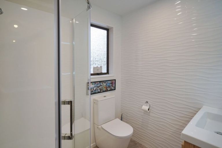 Photo of property in 64 Anglesea Avenue, Parklands, Christchurch, 8083