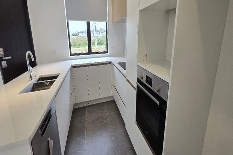 Photo of property in 35 Kapia Drive, Takanini, 2112