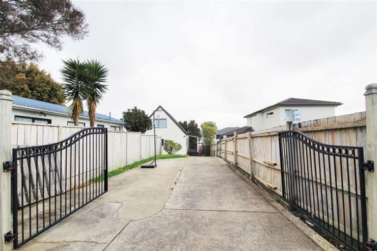 Photo of property in 97c Taylor Street, Blockhouse Bay, Auckland, 0600