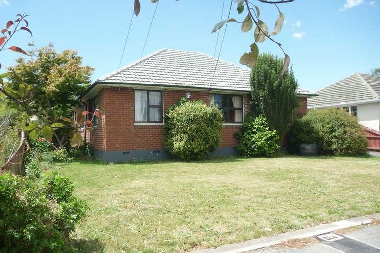 Photo of property in 26 Bellbrook Crescent, Shirley, Christchurch, 8013