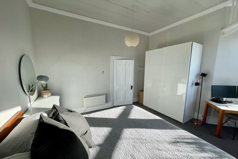 Photo of property in 45 Fairview Crescent, Kelburn, Wellington, 6012