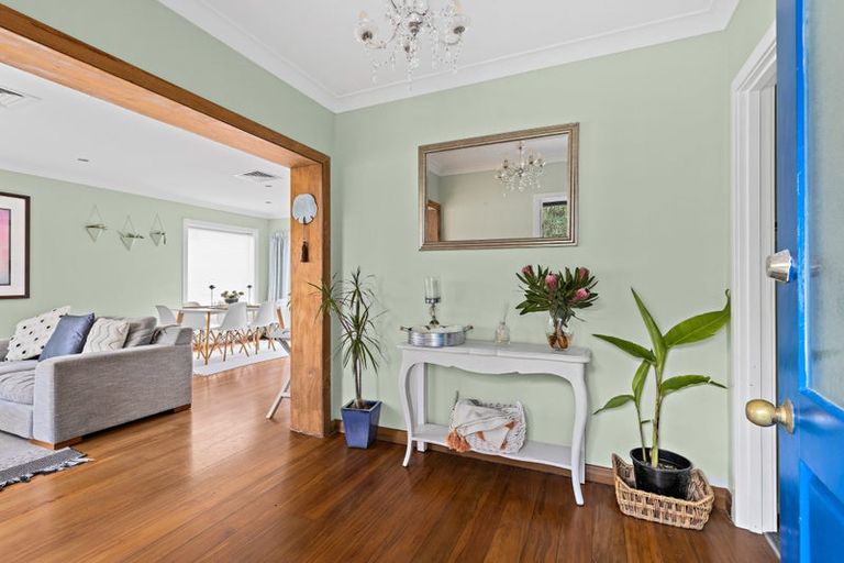 Photo of property in 192 Lake Road, Belmont, Auckland, 0622