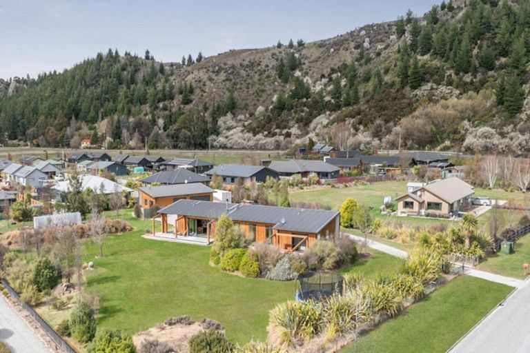 Photo of property in 28 Pisa Road, Luggate, Cromwell, 9383