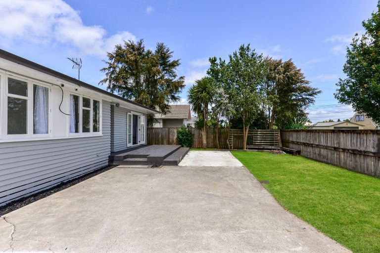 Photo of property in 11 Northolt Road, Fairview Downs, Hamilton, 3214