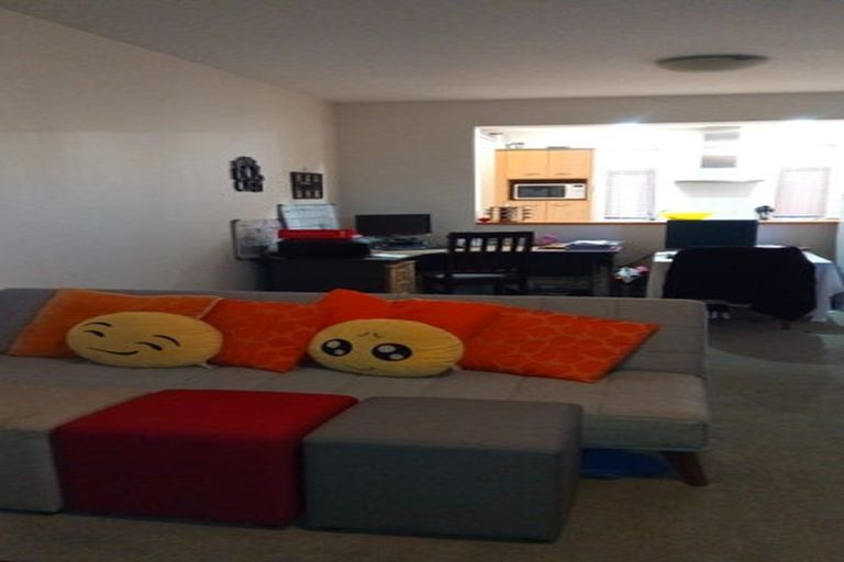 Photo of property in 55/2 Armoy Drive, East Tamaki, Auckland, 2016