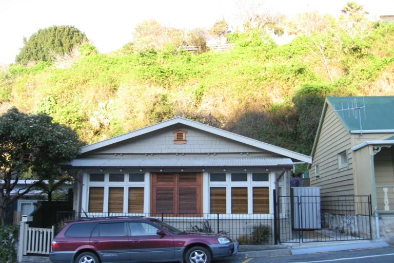 Photo of property in 34 Shakespeare Road, Bluff Hill, Napier, 4110