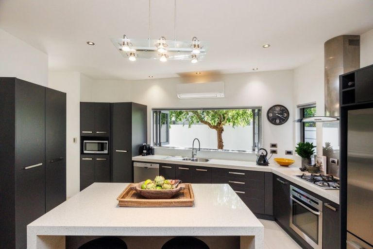 Photo of property in 23 Montgomery Terrace, Hokowhitu, Palmerston North, 4410