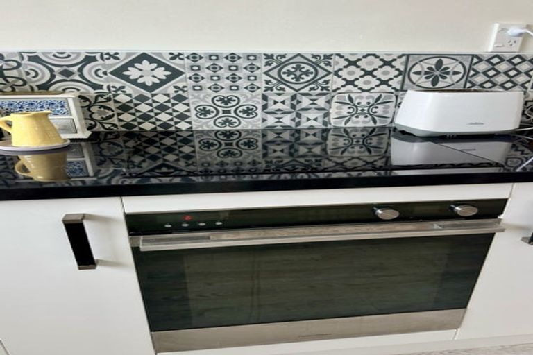 Photo of property in 37 Kinley Street, Rangiora, 7400