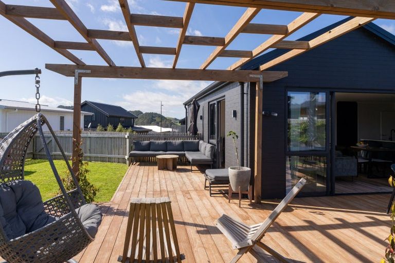 Photo of property in 16 Tunarau Street, Raglan, 3225