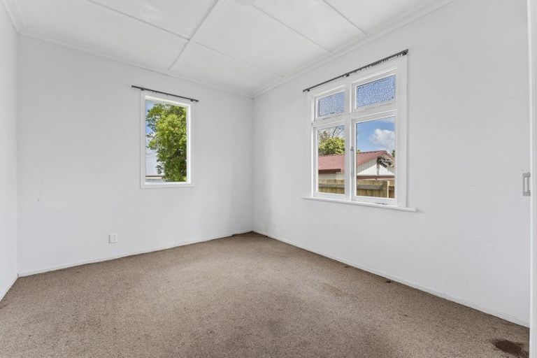 Photo of property in 68 East Street, Feilding, 4702