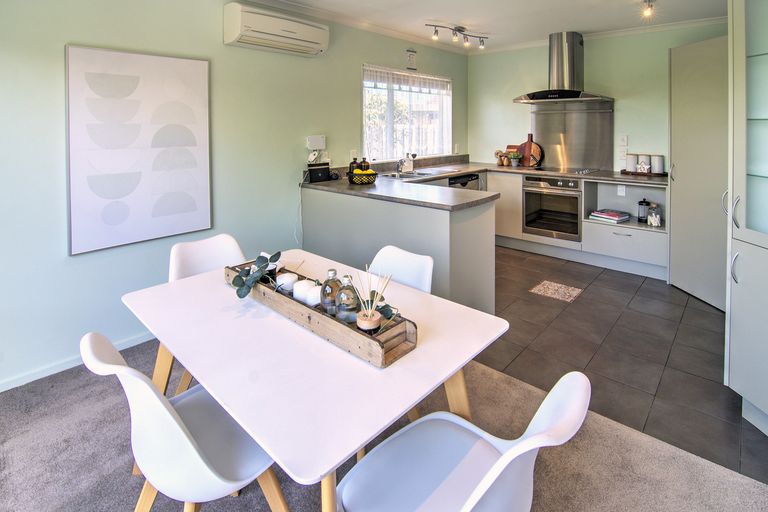 Photo of property in Holdsworth Villas, 70/2 William Donald Drive, Solway, Masterton, 5810