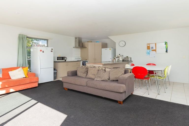 Photo of property in 14a Elizabeth Street, Riccarton, Christchurch, 8011