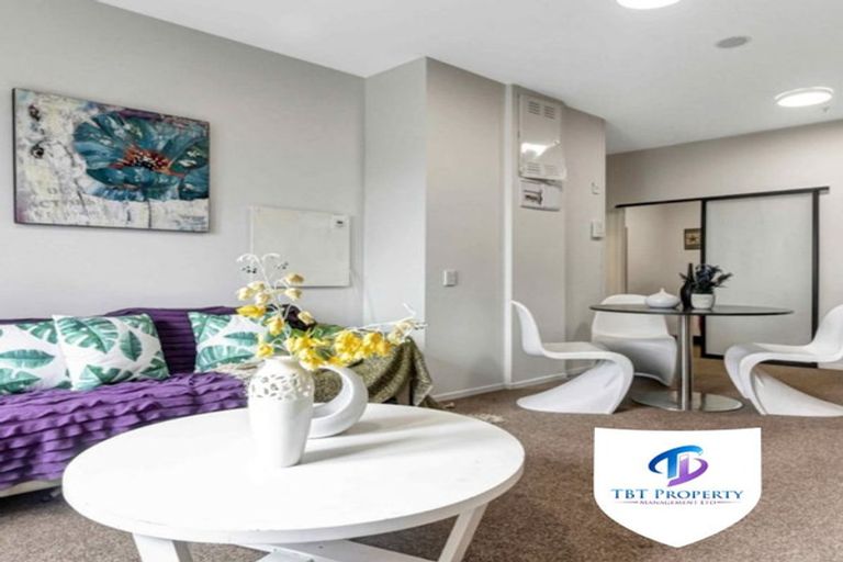 Photo of property in Twin Towers, 609/17 Putney Way, Manukau, Auckland, 2104