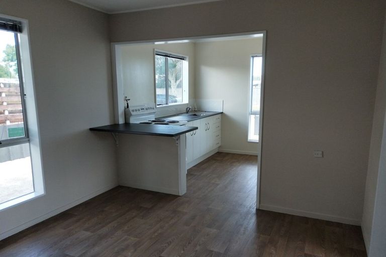 Photo of property in 8 Kebbell Avenue, Levin, 5510