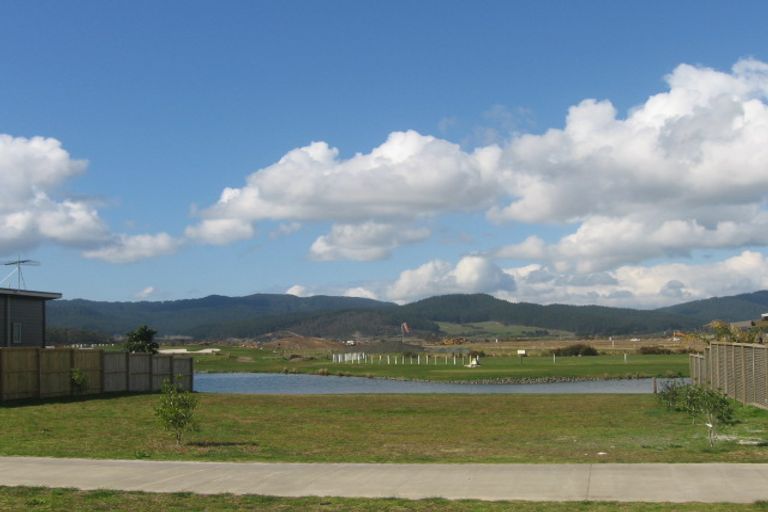 Photo of property in 164 The Fairway, Matarangi, Whitianga, 3592