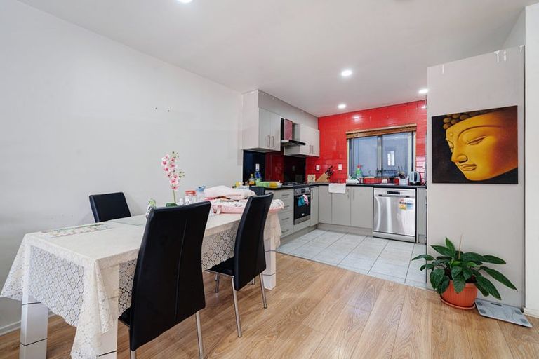 Photo of property in 38f Arawa Street, New Lynn, Auckland, 0600