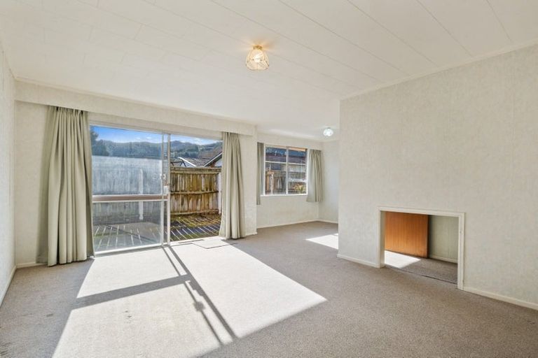 Photo of property in 74b Golders Road, Elderslea, Upper Hutt, 5018