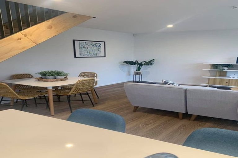 Photo of property in 4/23 Hills Road, Edgeware, Christchurch, 8013