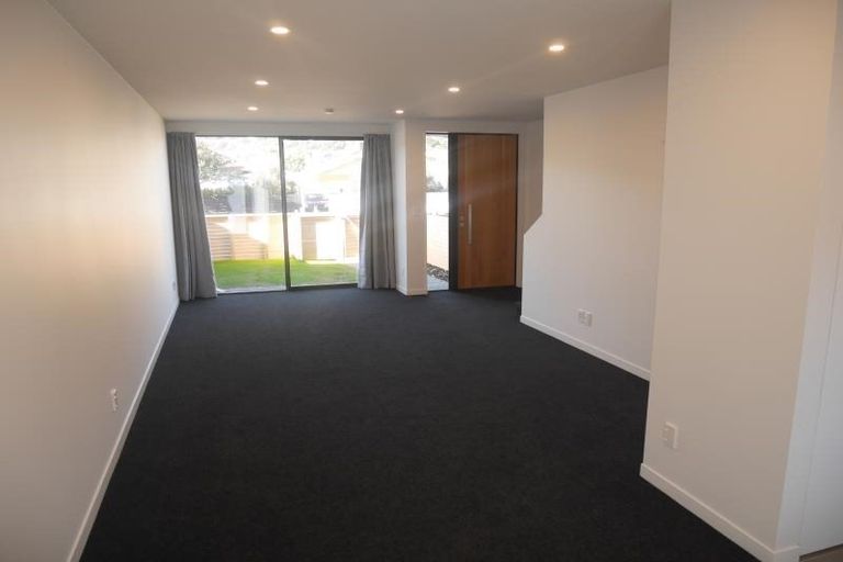Photo of property in 3/74 Derwent Street, Island Bay, Wellington, 6023