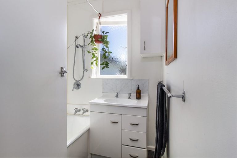 Photo of property in 7 Devon Street, Taradale, Napier, 4112