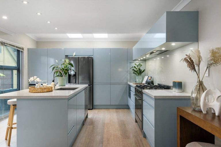 Photo of property in 3f Dallinghoe Crescent, Milford, Auckland, 0620