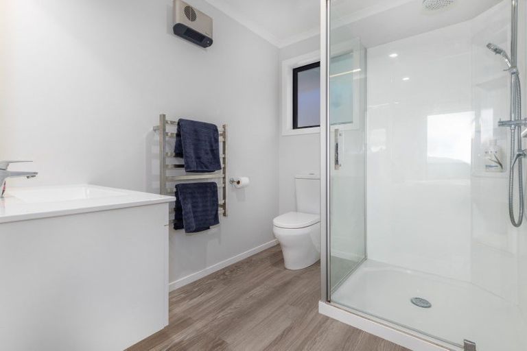 Photo of property in 19 Schooner Drive, Whitby, Porirua, 5024