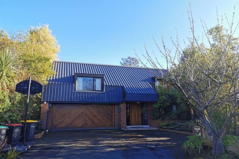 Photo of property in 35 Rembrandt Place, Burnside, Christchurch, 8053