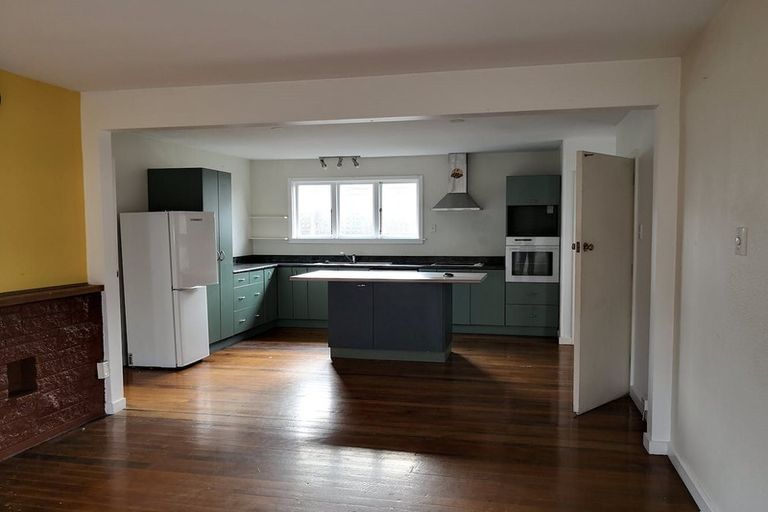 Photo of property in 124 Maidstone Road, Ilam, Christchurch, 8041