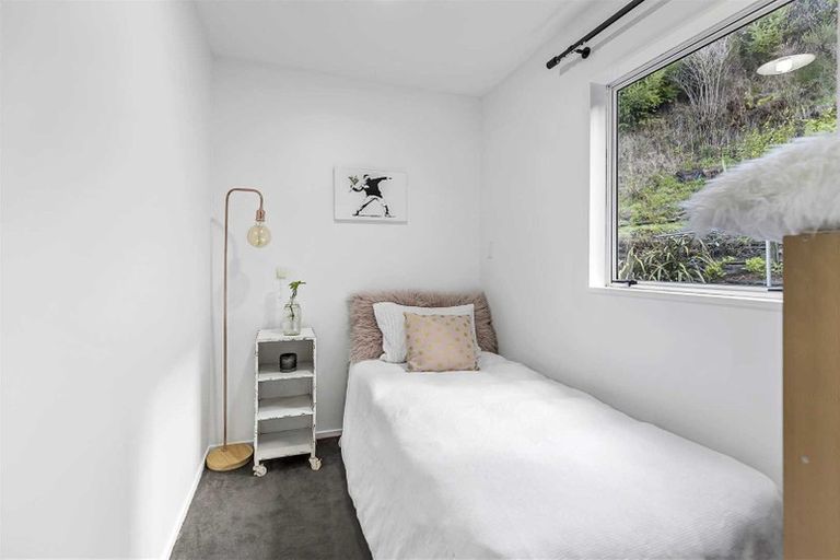 Photo of property in 17 Arawata Terrace, Fernhill, Queenstown, 9300