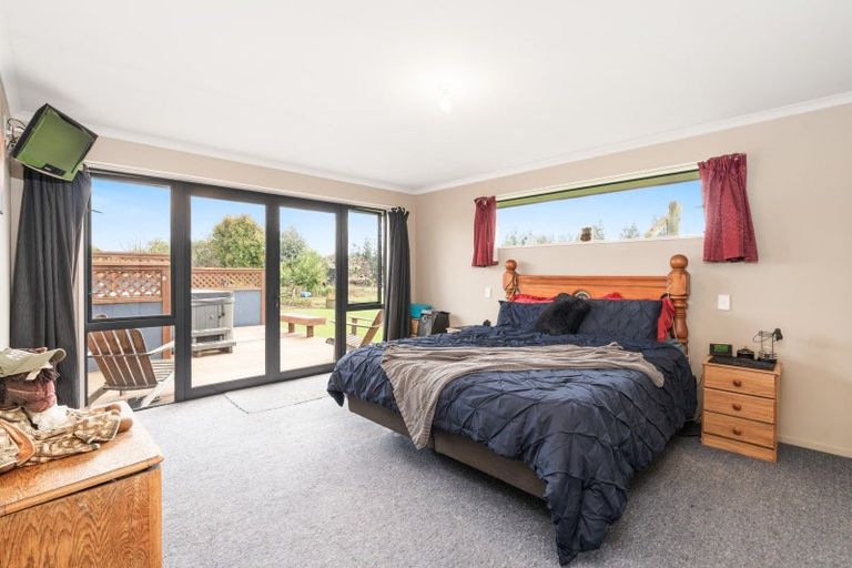 Photo of property in 185 Centre Road, Momona, Outram, 9073