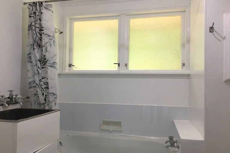 Photo of property in 65c Frankley Road, Westown, New Plymouth, 4310