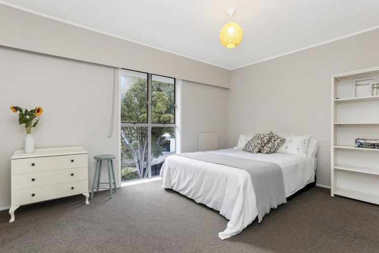 Photo of property in 2/31 Auld Street, Torbay, Auckland, 0630