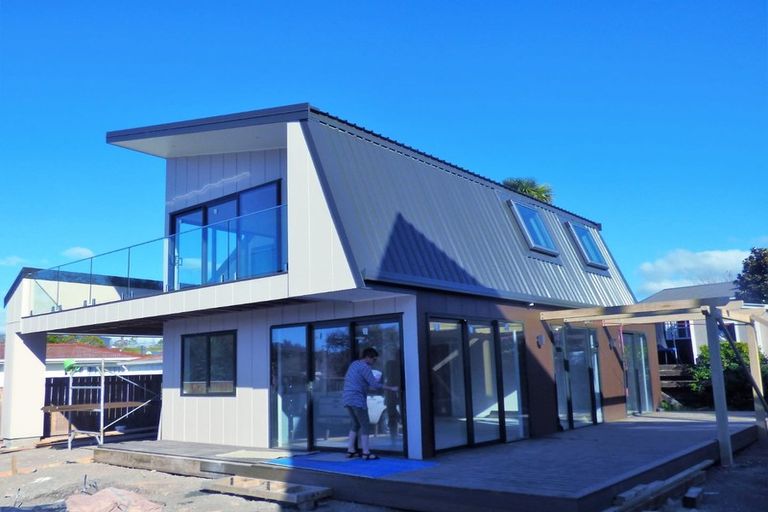 Photo of property in 32a Lucknow Road, Havelock North, 4130