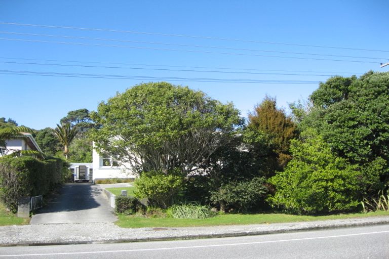 Photo of property in 43 Main South Road, Karoro, Greymouth, 7805