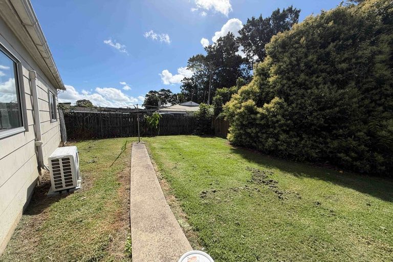 Photo of property in 16 Antalya Place, Manurewa, Auckland, 2102