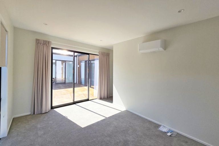 Photo of property in 7 George Yee Place, Taradale, Napier, 4112